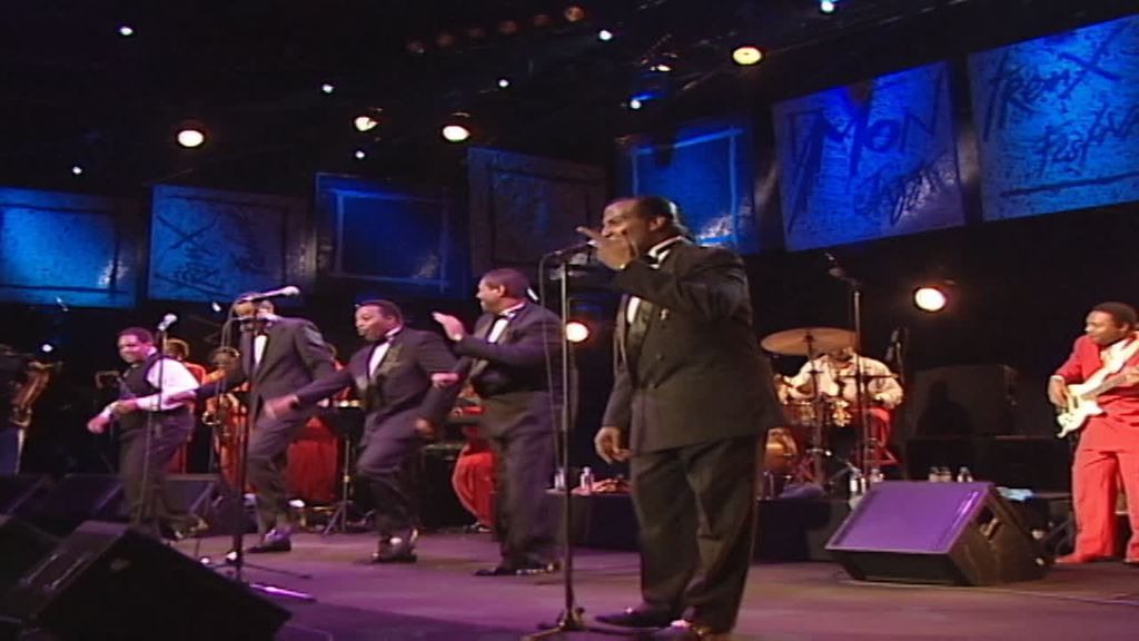 The Temptations - Live 1991 - Papa Was a Rolling Stone